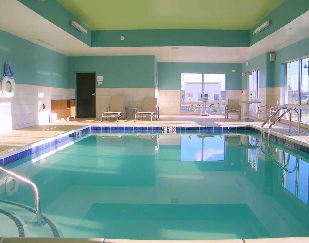 Book Holiday Inn Express Suites Indianapolis Nw - Zionsville An Ihg Hotel In Whitestown Hotelscom