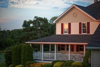 Top 10 Hotels In Hamlin Pennsylvania