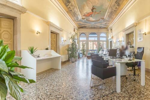Book Canal View Apartment In Venice Hotels Com