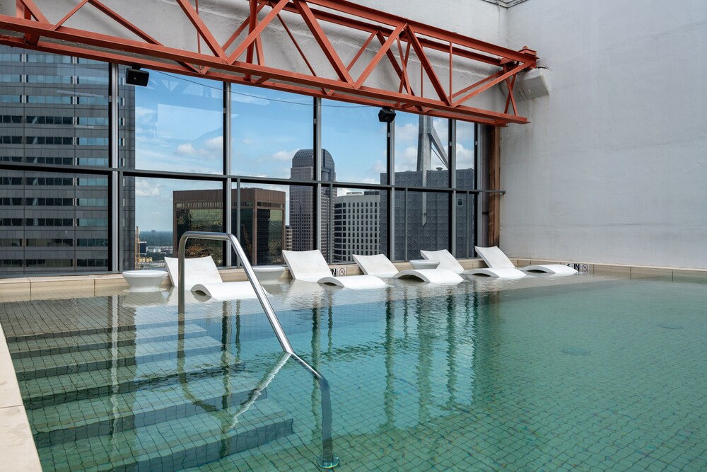 Book Stay Alfred On Elm Street In Dallas Hotels Com