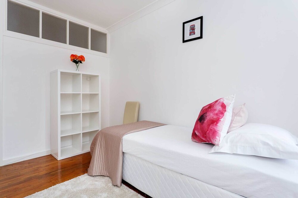Veeve Wimbledon Close London United Kingdom Hotel Veeve Wimbledon Close London