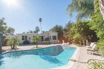 Top 10 Hotels In Tarzana California Condos In Tarzana