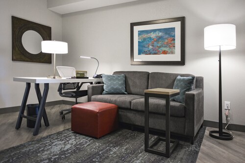 キングスリー のホテル 宿泊予約 格安ホテル予約 最安値検索 ホテルズドットコム 多数の宿泊施設のキャンセル無料