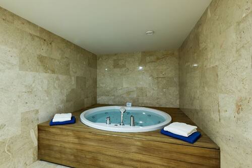 احجز جاليري بالاس هوتل في تبليسي قارن أسعار الفنادق في تبليسي احجز جاليري بالاس هوتل في تبليسي قارن أسعار الفنادق في تبليسي