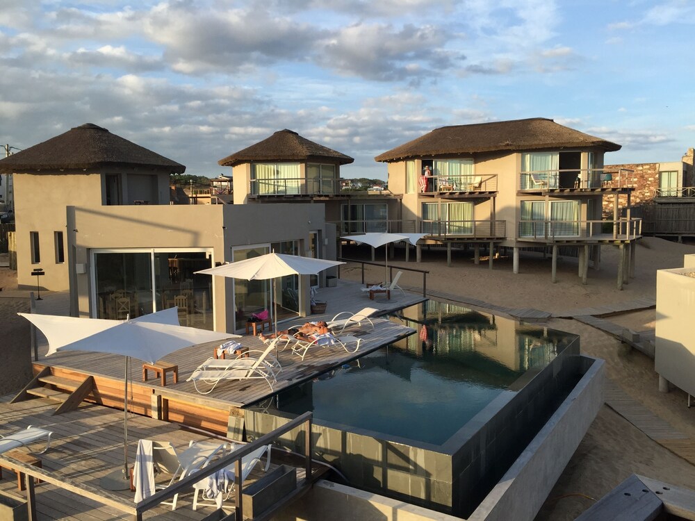 del diablo (蓬塔德尔迪亚布罗)深海公寓及套房酒店价格| hotels