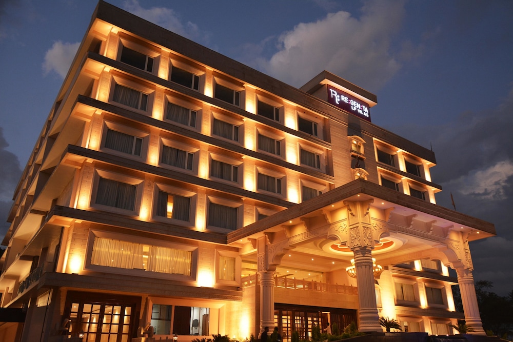 Book Regenta Lp Vilas Dehradun By Royal Orchid Hotels In Regenta Lp Vilas Dehradun By Royal Orchid Hotels