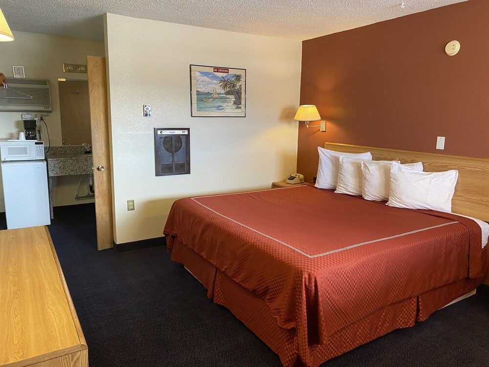 las vegas nm hotels that accept dogs