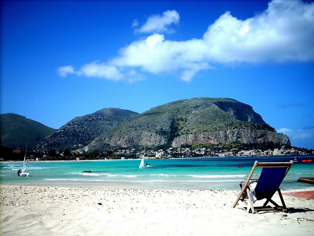 in noble palace in the heart of the historic center of palermo