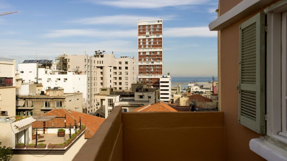 احجز فندق ذا غراند مشمش في بيروت قارن أسعار الفنادق في بيروت