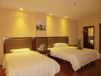 Picture of GreenTree Inn Changzhou Niutang Yabang Hotel in Changzhou