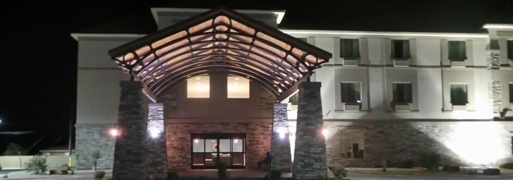 Book Oakwood Suites Hotel In Andrews Hotels Com