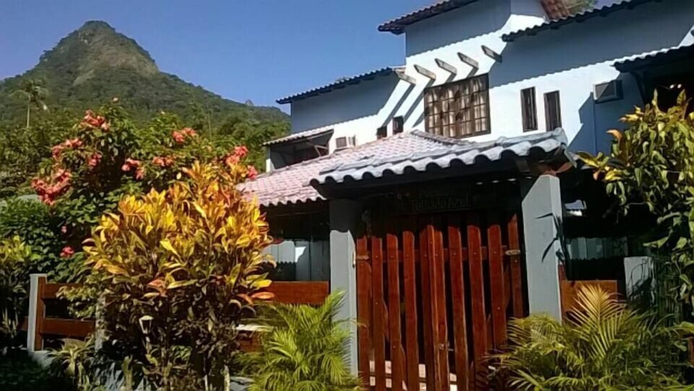 Pousada Telhado Azul Ilha Grande Info Photos Reviews Book At Pousada Telhado Azul Ilha Grande
