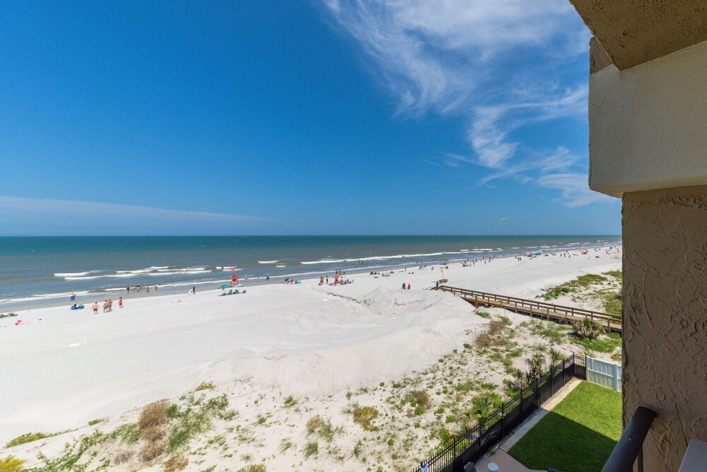 charming beach - breathtaking views, luxurious relaxing, beach