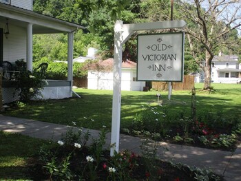 Top 10 Hotels Near Lewisburg Wv Lwb Greenbrier Valley In Top 10 Hotels Near Lewisburg Wv Lwb Greenbrier Valley In West Virginia