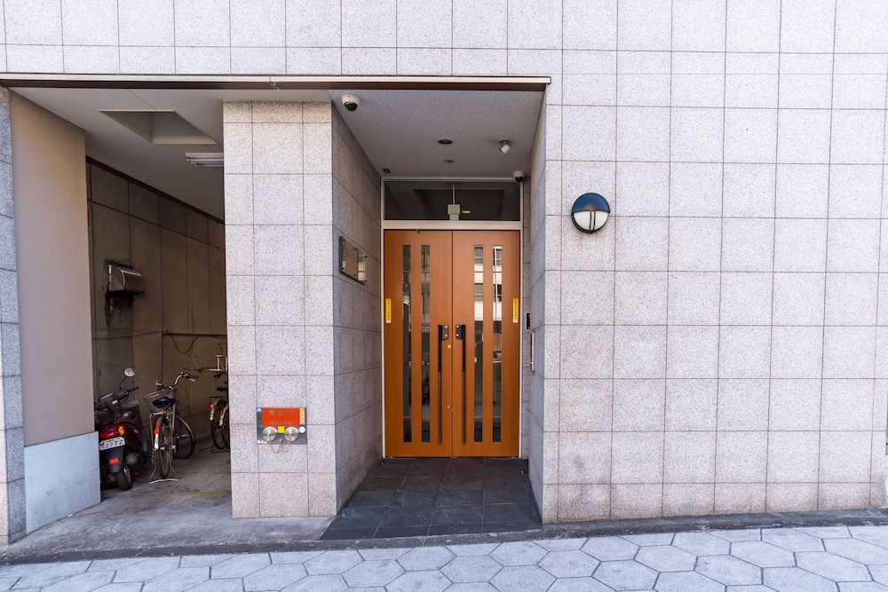 上汐方舟中心公寓, 大阪, 酒店入口