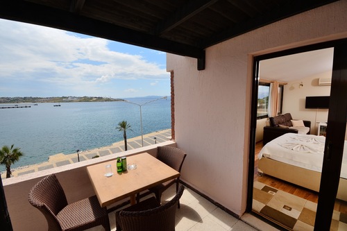 Kerman Hotel Cesme Hotels Com