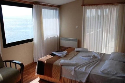 Kerman Hotel Cesme Hotels Com