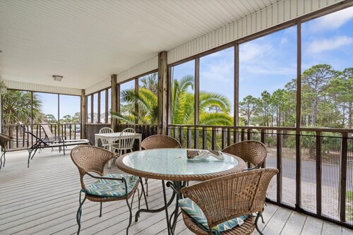 ドーフィン アイランド のホテル 宿泊予約 格安ホテル予約 最安値検索 ホテルズドットコム 多数の宿泊施設のキャンセル無料