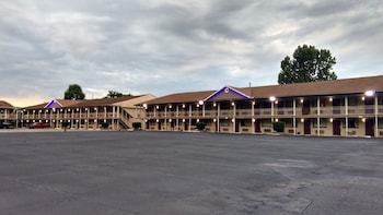 Top 10 Dunbar Hotels Near Village Ping Center West Top 10 Dunbar Hotels Near Village Ping Center West Virginia