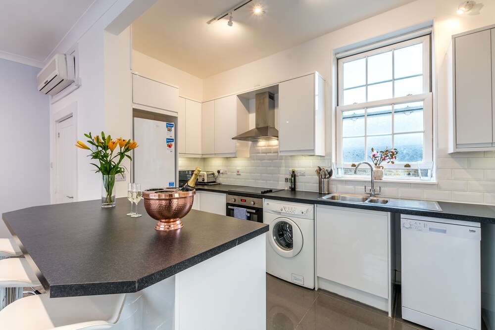 Windsor Castle Townhouse In Windsor Hotels Com