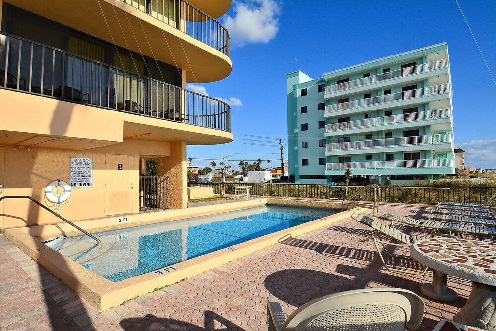 Book Trillium 4b By Redawning In Madeira Beach Hotels Trillium 4b By Redawning Madeira Beach