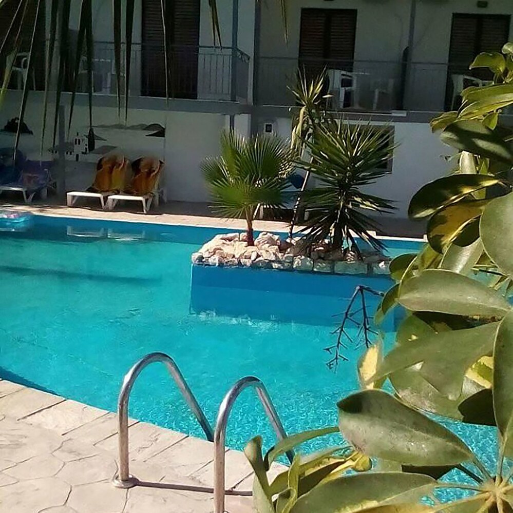 Aragorn Paradise Garden Corfu Info Photos Reviews Book At Aragorn Paradise Garden Corfu