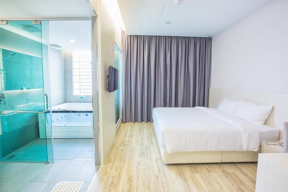 Book Minimalist Hotel In Johor Bahru Hotels Custom Private Dining Rooms Chicago Minimalist Book Minimalist Hotel In Johor Bahru Hotels Custom Private Dining Rooms Chicago Minimalist