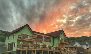 Top 10 Hotels In Munising Michigan