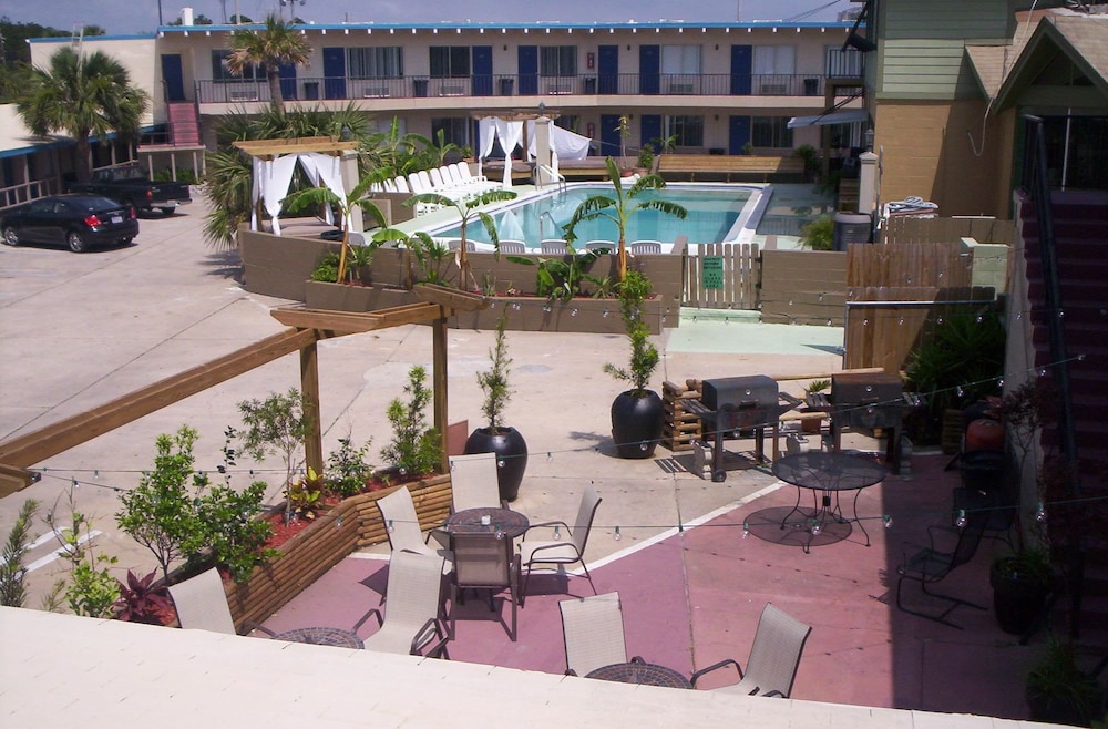 Plaza Motel Panama City Beach Info Photos Reviews Book At Plaza Motel Panama City Beach
