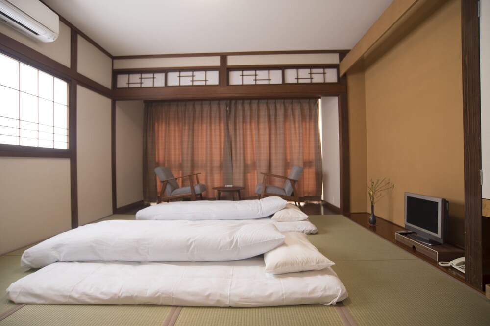 表屋旅馆(家族日式旅馆)