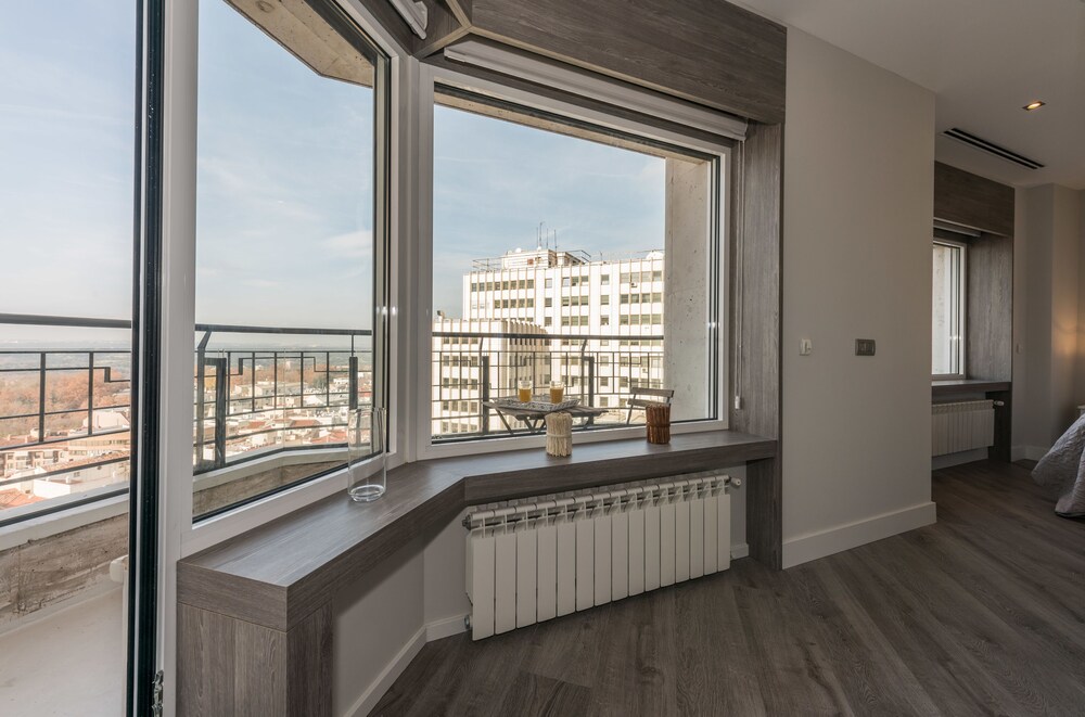 Torre De Madrid Boutique Madflats Collection In Madrid Book On Hotels Com