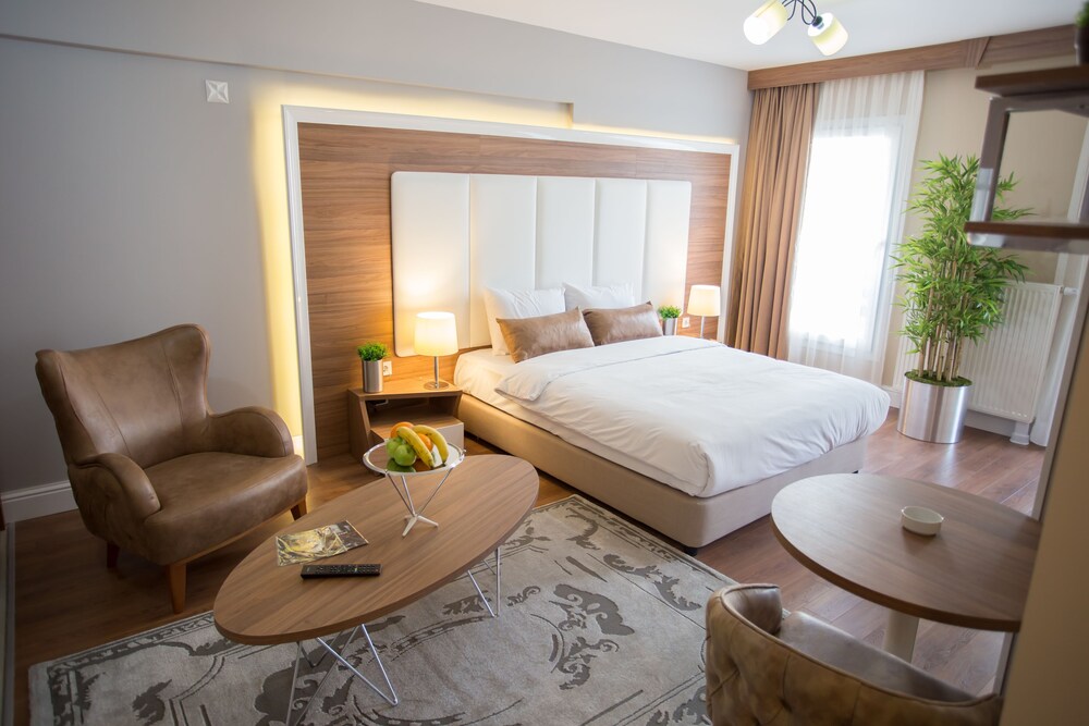 book a royal suit hotel in talas hotels com