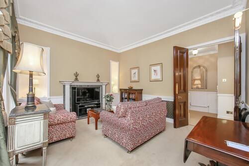 Book 10 Curzon Street Apartments By Mansley In London Hotels Com Book 10 Curzon Street Apartments By Mansley In London Hotels Com