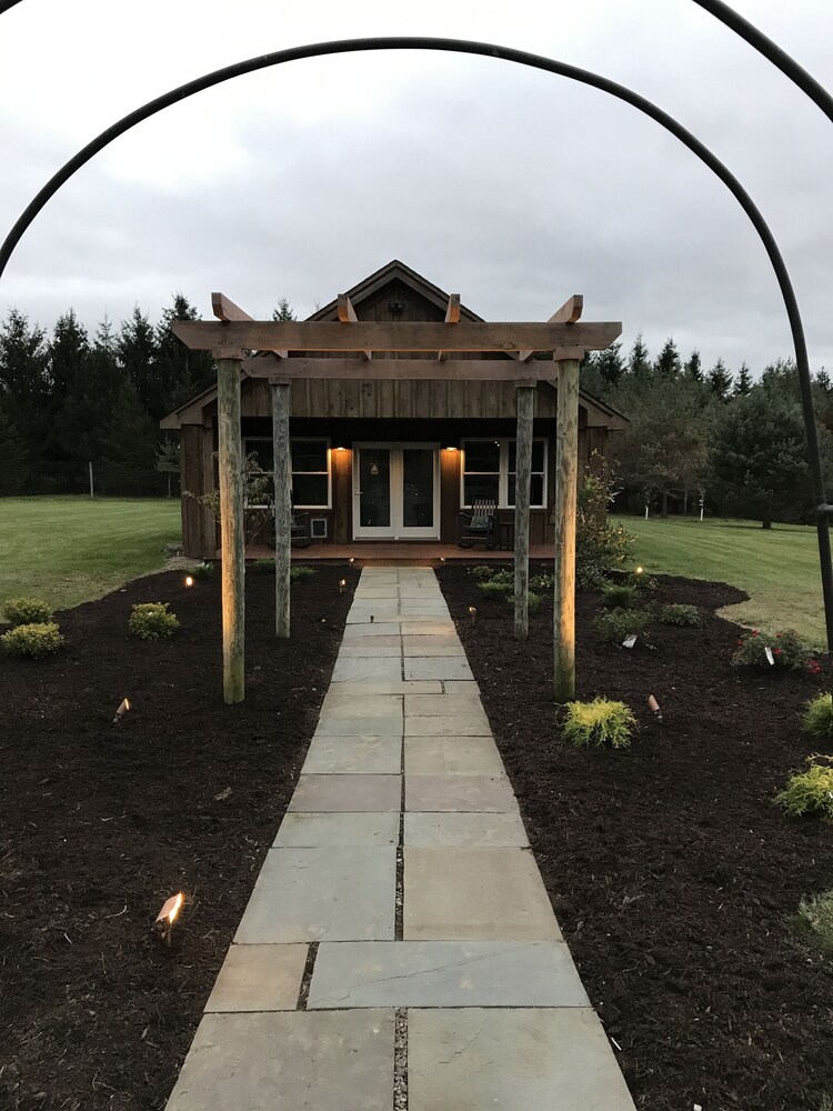 Book Ashling Acres In Hamilton Hotels Ashling Acres Hamilton