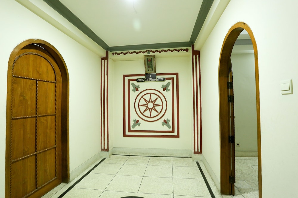 Book Sylcom Hotel Limited In Dhaka Hotels Sylcom Hotel Limited Dhaka Hallway