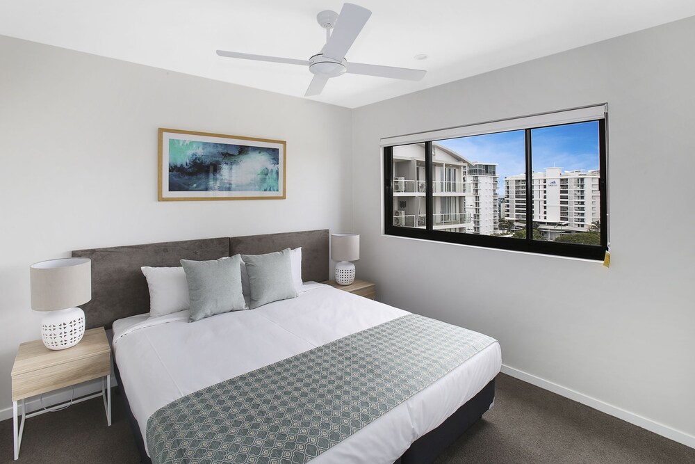 Direct Hotels Sea Breeze Mooloolaba Australia Direct Hotels Sea Breeze Mooloolaba