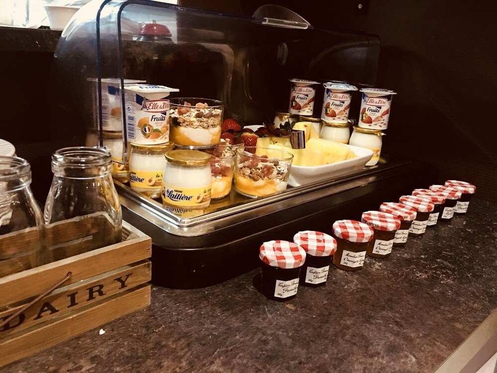 Domaine Du Golf Country Club De Bigorre Pouzac Hotels Com