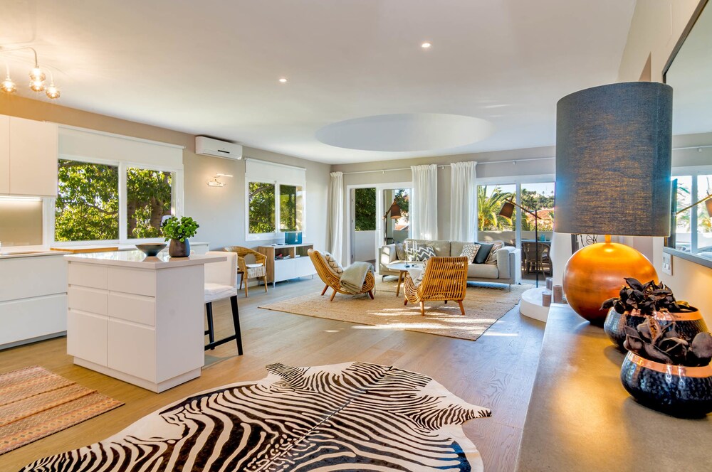 As12 Luxury 3 Bedroom Apartment Roomservice Marbella Info Photos As12 Luxury 3 Bedroom Apartment Roomservice Marbella