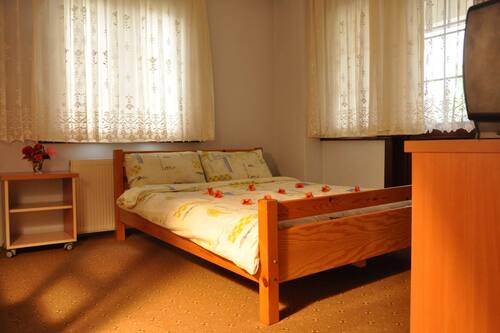 احجز ميكان إليكا أبارت أوتيل في بولو قارن أسعار الفنادق في بولو