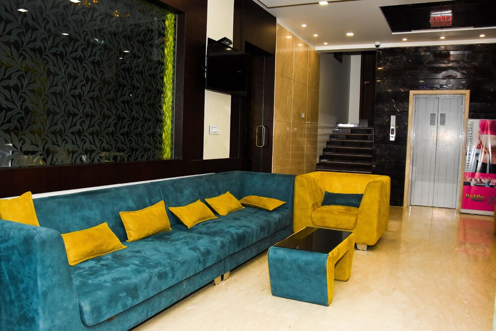 احجز هوتل شايام بالاس في بوج قارن أسعار الفنادق في بوج