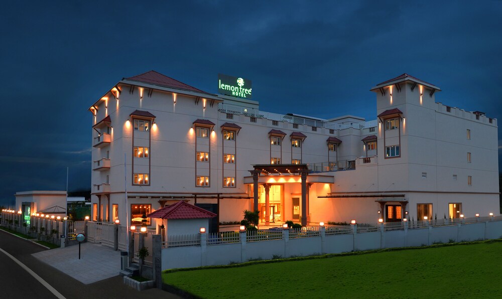 Book Lemon Tree Hotel Coimbatore In Hotels Lemon Tree Hotel Coimbatore