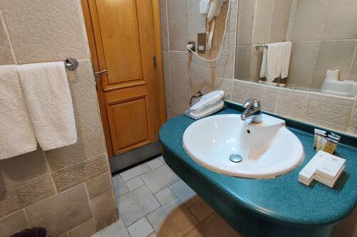 احجز فندق المدينة كريم في المدينة المنورة قارن أسعار الفنادق في المدينة المنورة