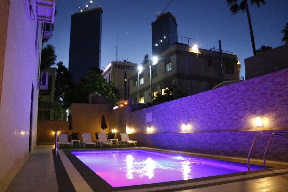 Book Almond Hotel Apartments In Amman Hotels Com
