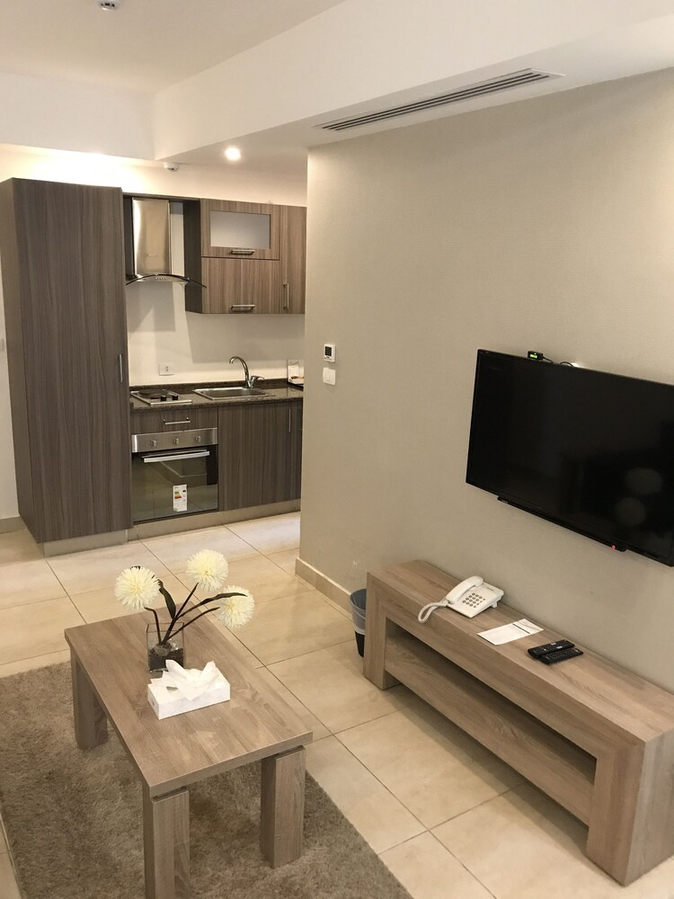 Book Almond Hotel Apartments In Amman Hotels Com