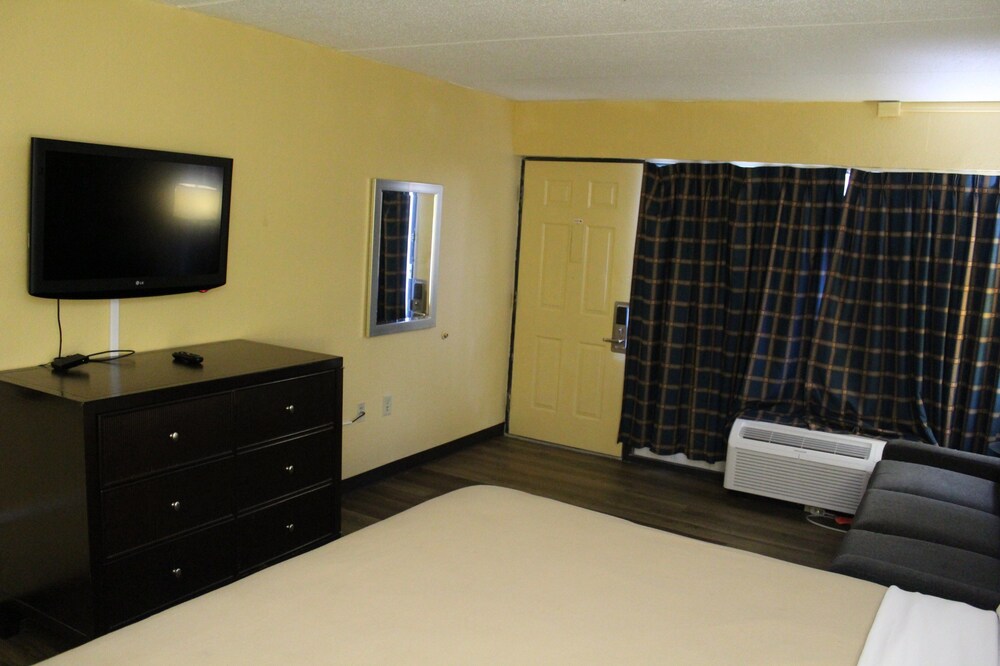 Book The Fitzgerald Inn In Hotels The Fitzgerald Inn