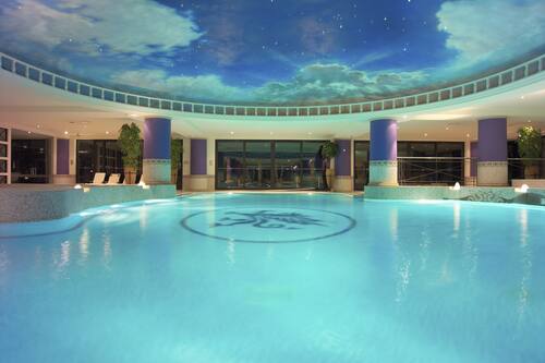 book the manor house at celtic manor in newport hotels com