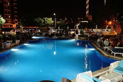 Karsiyaka Otel Izmir Hotels Com