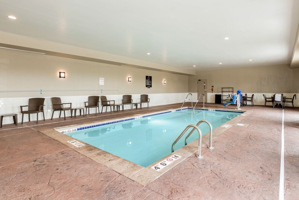 Book Sleep Inn Suites Ankeny Des Moines In Hotels Com Sleep Inn Suites Ankeny Des Moines Indoor Pool