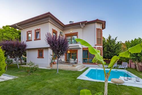 احجز فيستا فيلاز آند سويتس في بيليك قارن أسعار الفنادق في بيليك