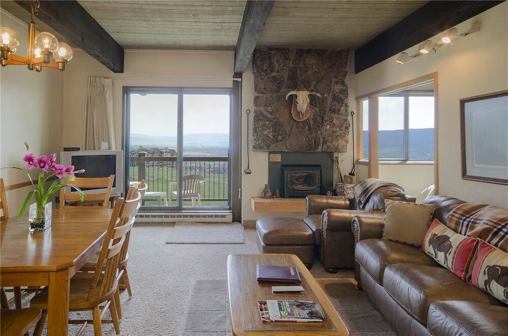Hotels Deals S For Hotel Reservations From Luxury Storm Meadows Club C Iniums Cc315 Steamboat Springs